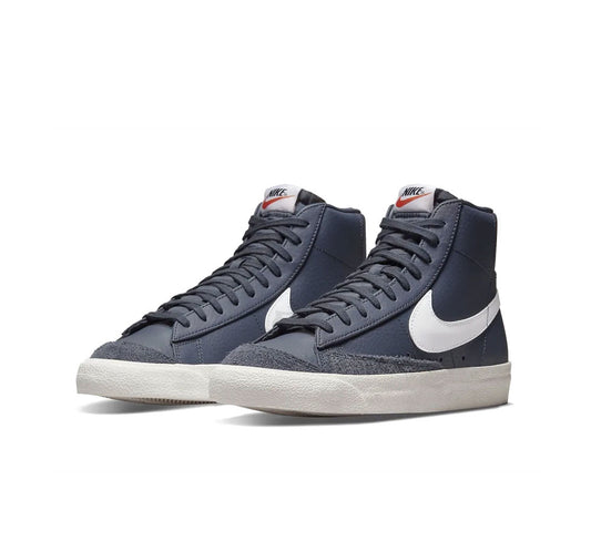 NIKE BLAZER MID '77 VINTAGE