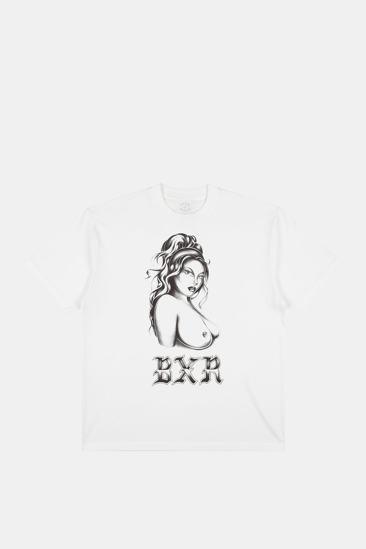 Hyna Tee