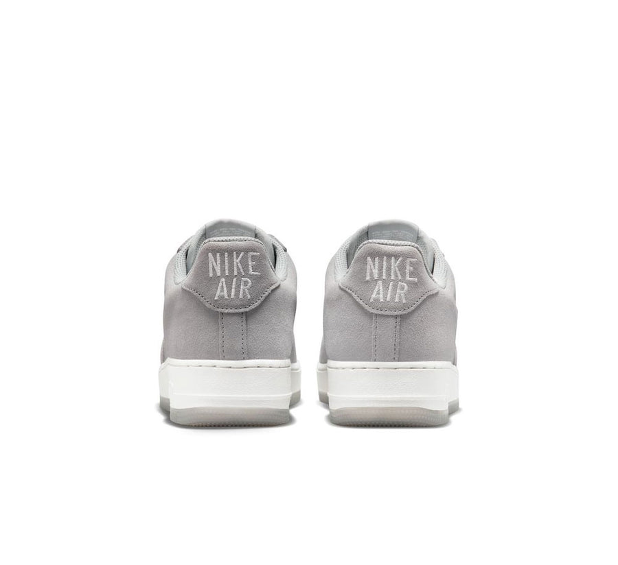 NIKE AIR FORCE 1 LOW RETRO