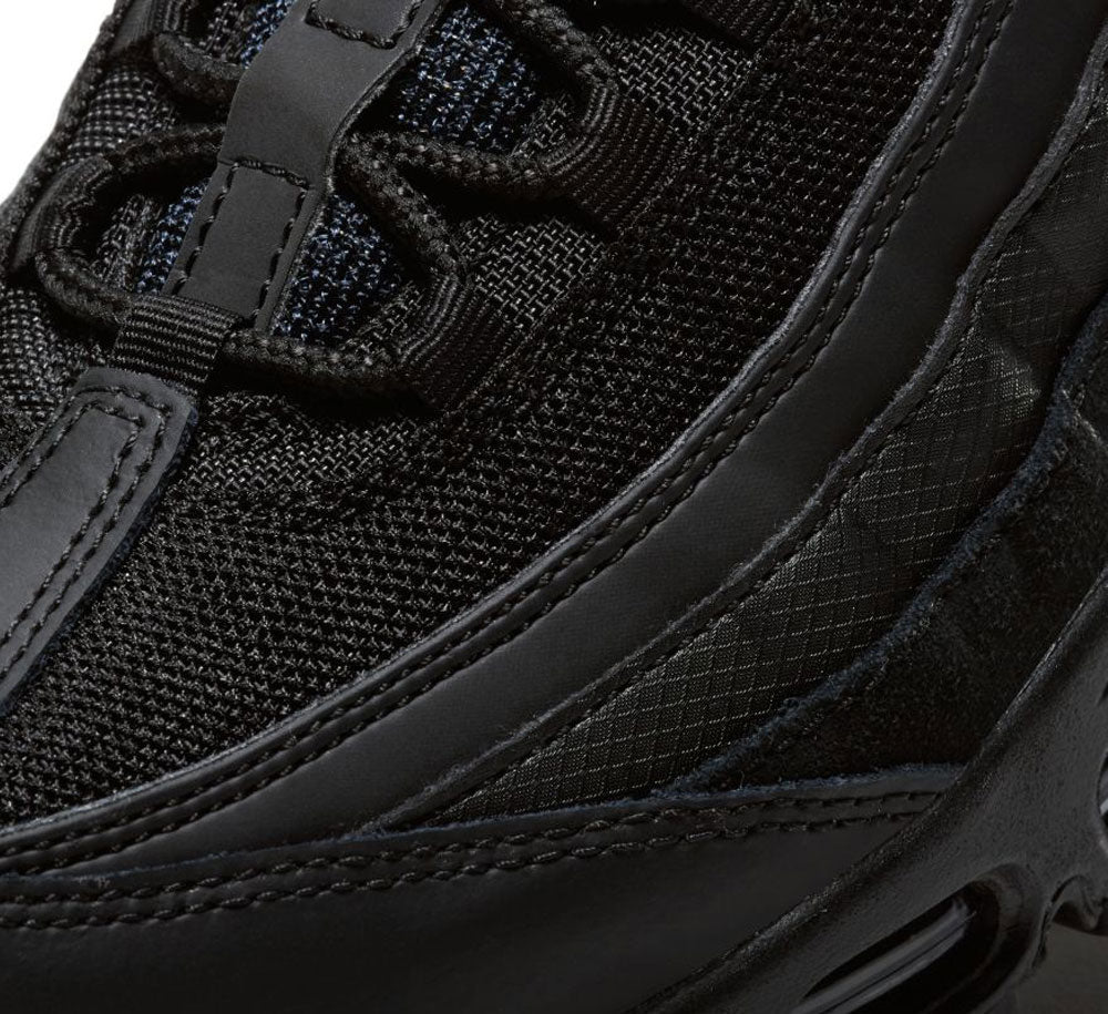 NIKE AIR MAX 95 ESSENTIAL