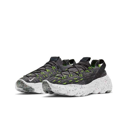 NIKE SPACE HIPPIE 04