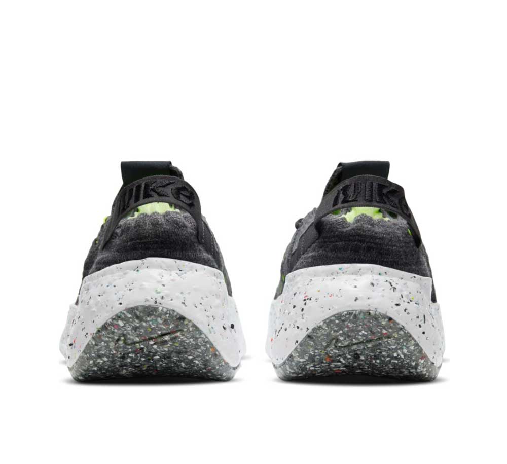 NIKE SPACE HIPPIE 04