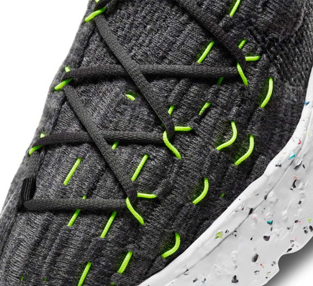 NIKE SPACE HIPPIE 04