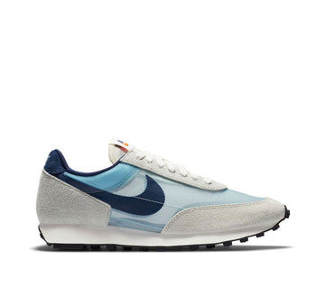 NIKE DAYBREAK SP