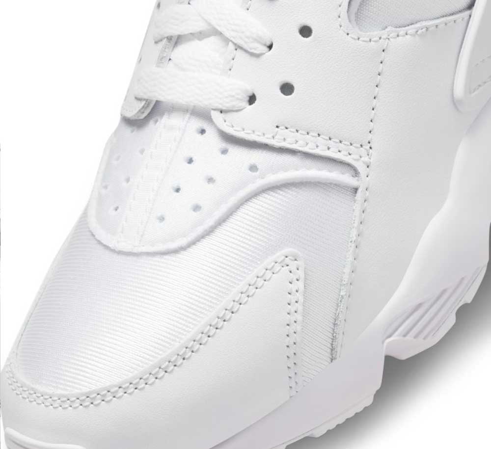 nike air huarache triple white