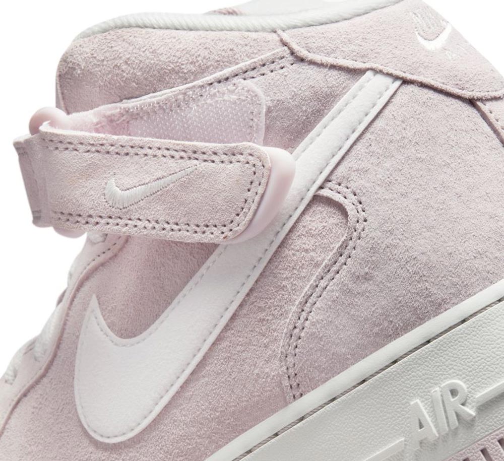 NIKE AIR FORCE 1 MID '07 QS