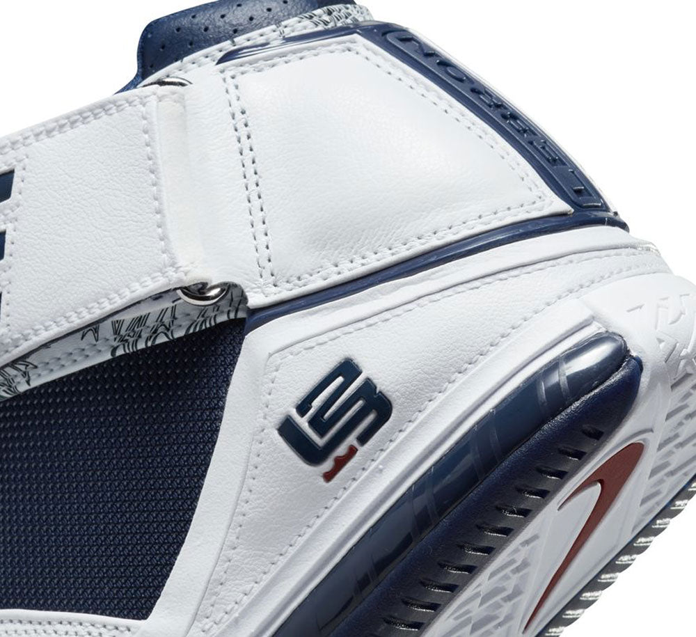 NIKE ZOOM LEBRON II