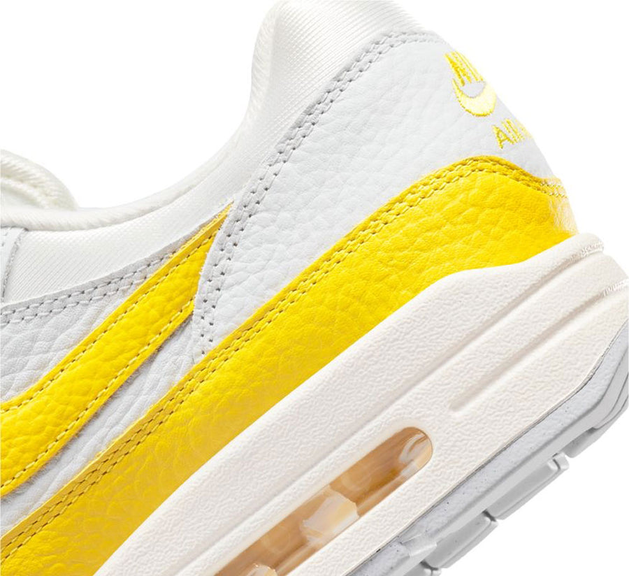 WOMEN'S NIKE AIR MAX 1