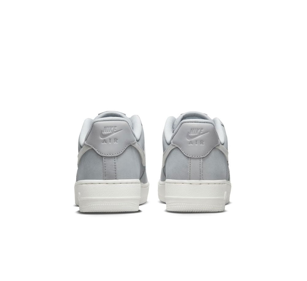 WOMENS NIKE AIR FORCE 1 PRM