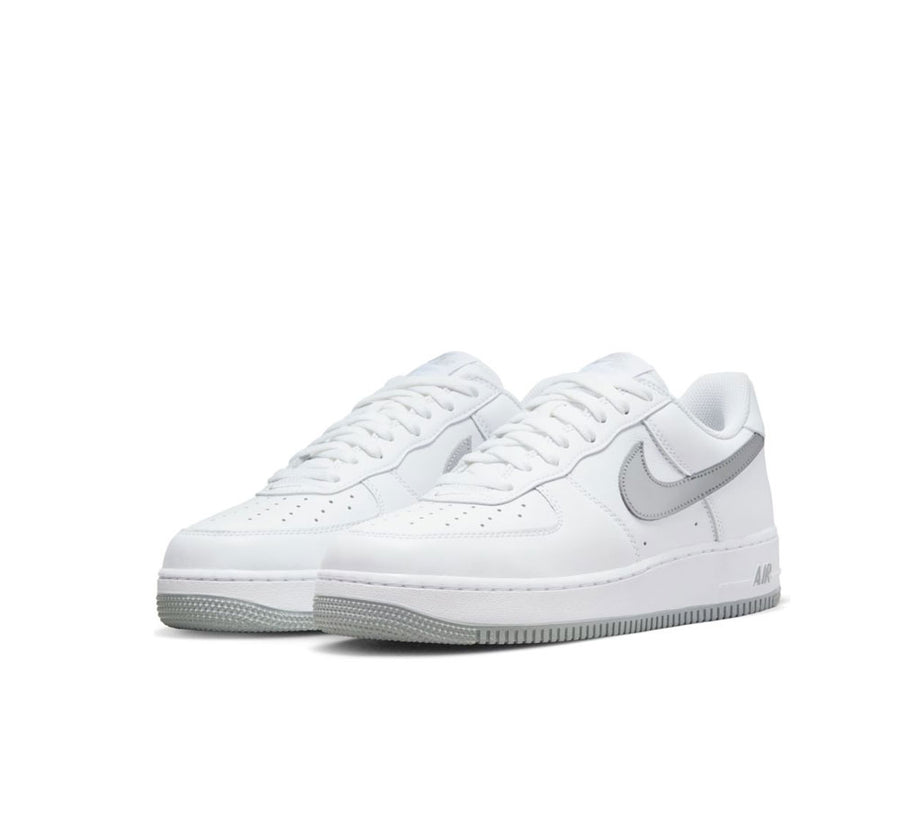 NIKE AIR FORCE 1 LOW RETRO