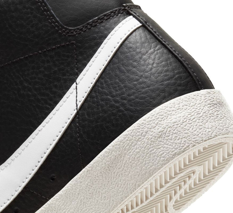 NIKE BLAZER MID '77 VINTAGE