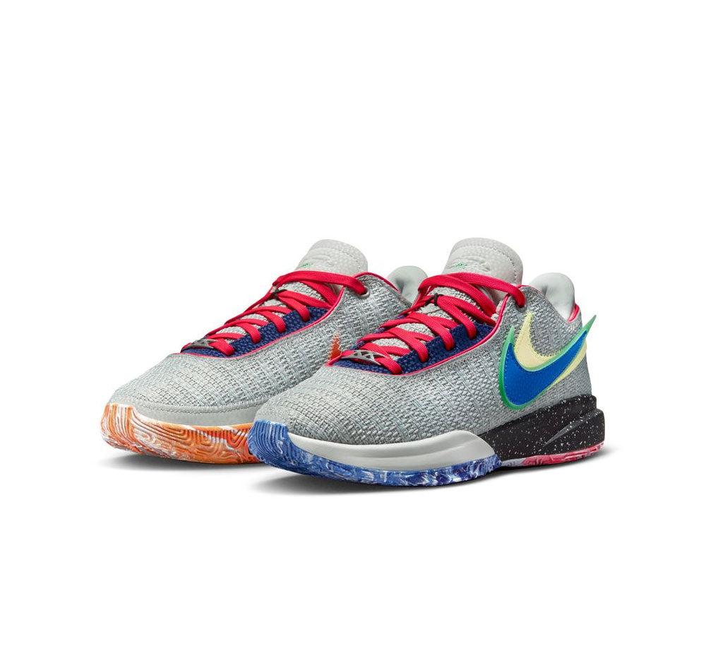 lebron-2_4100x.jpg?v=1679596035