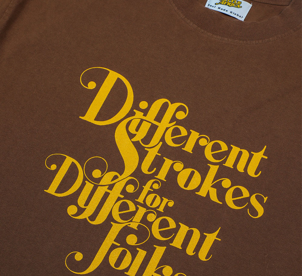 DIFFERENT STROKES TEE