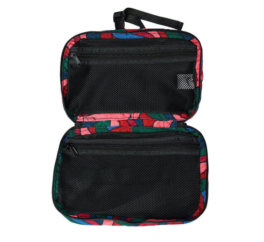DISTORTED WAVES TOILETRY BAG